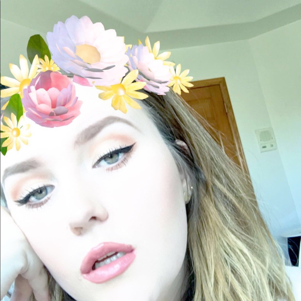 Meet your Posher, Charlotte